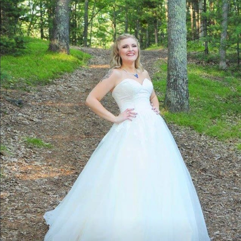 Allure Romance Wedding Dress